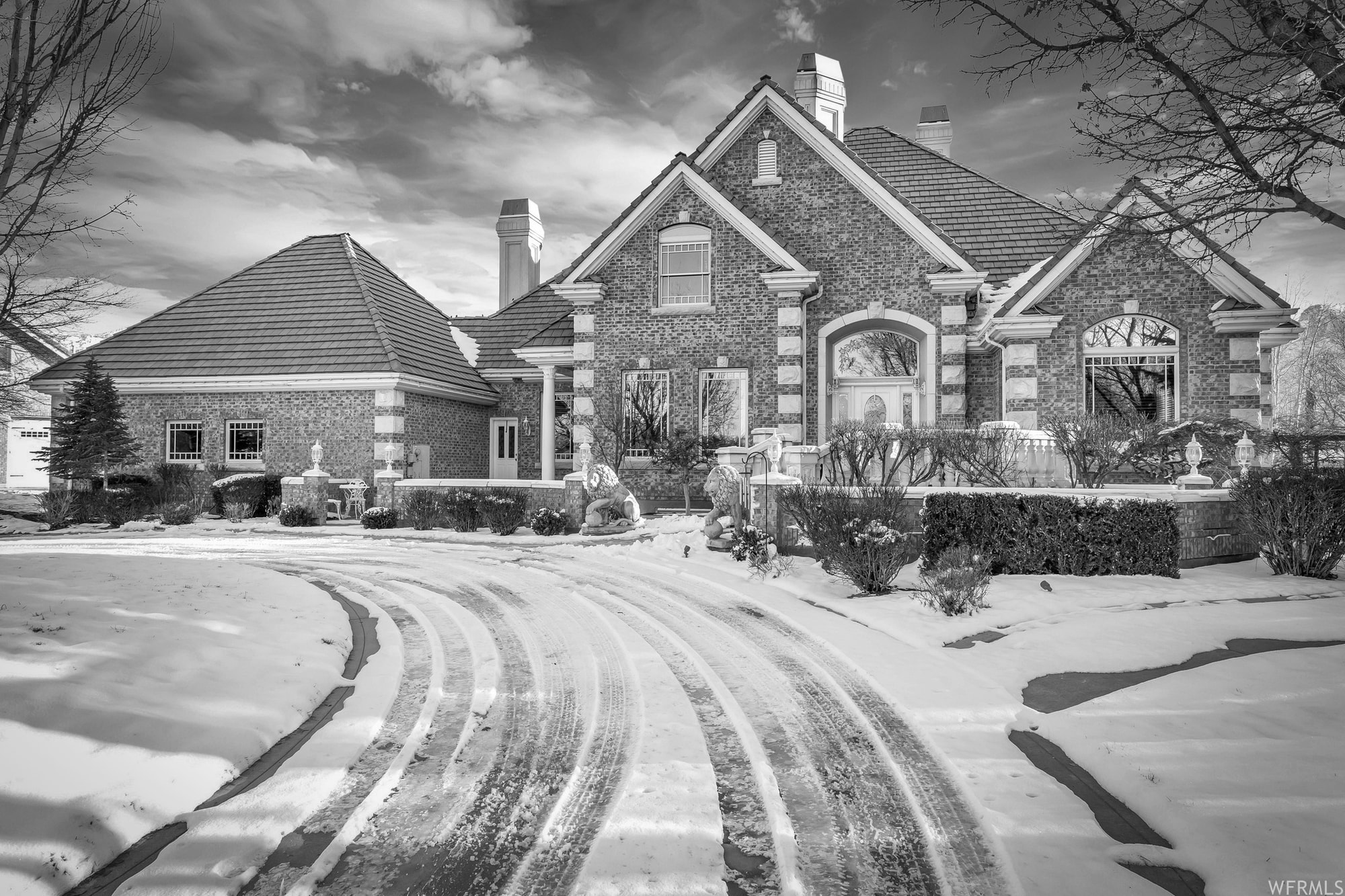 English Manor Estate in Highland